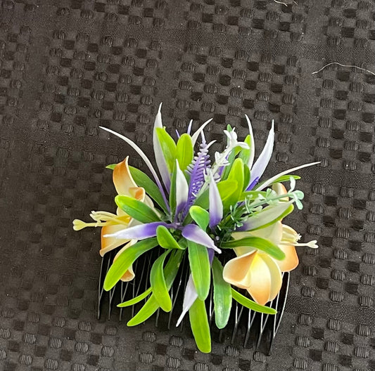 Island Design Artificial Floral Hair Clip