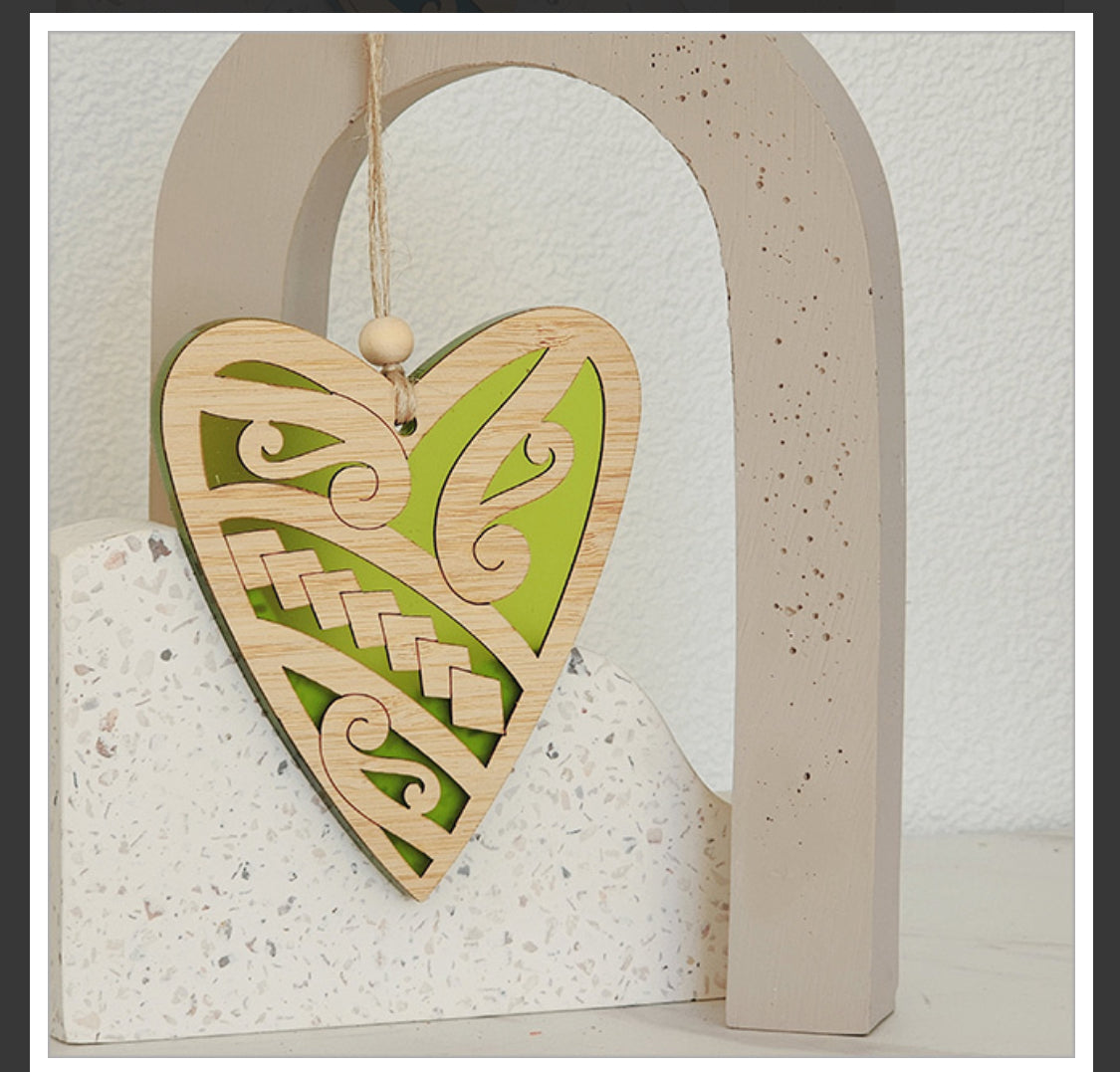 Ready To Hang Green Heart Bamboo Acrylic Decoration