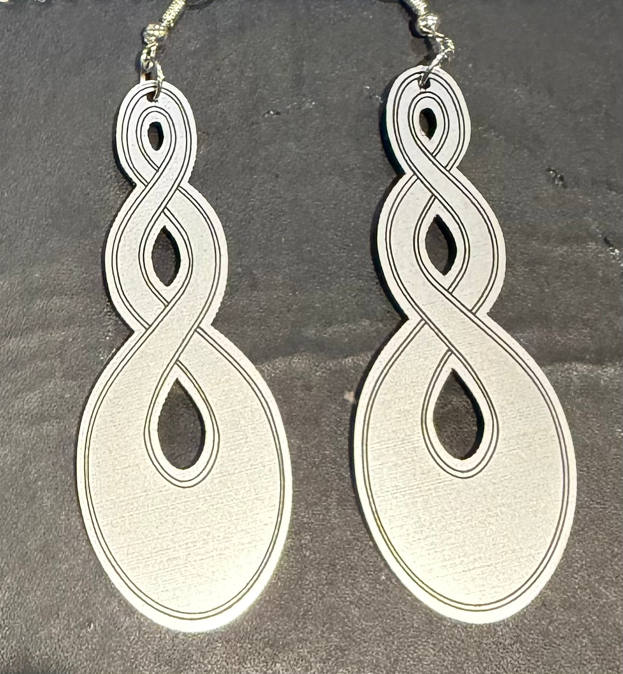 Silver resin twist Earrings