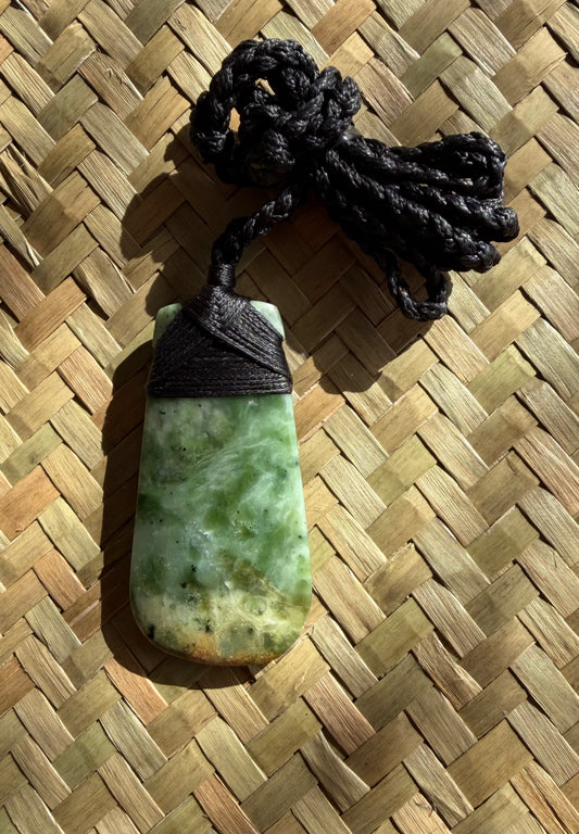 Drop Greenstone Necklace 2