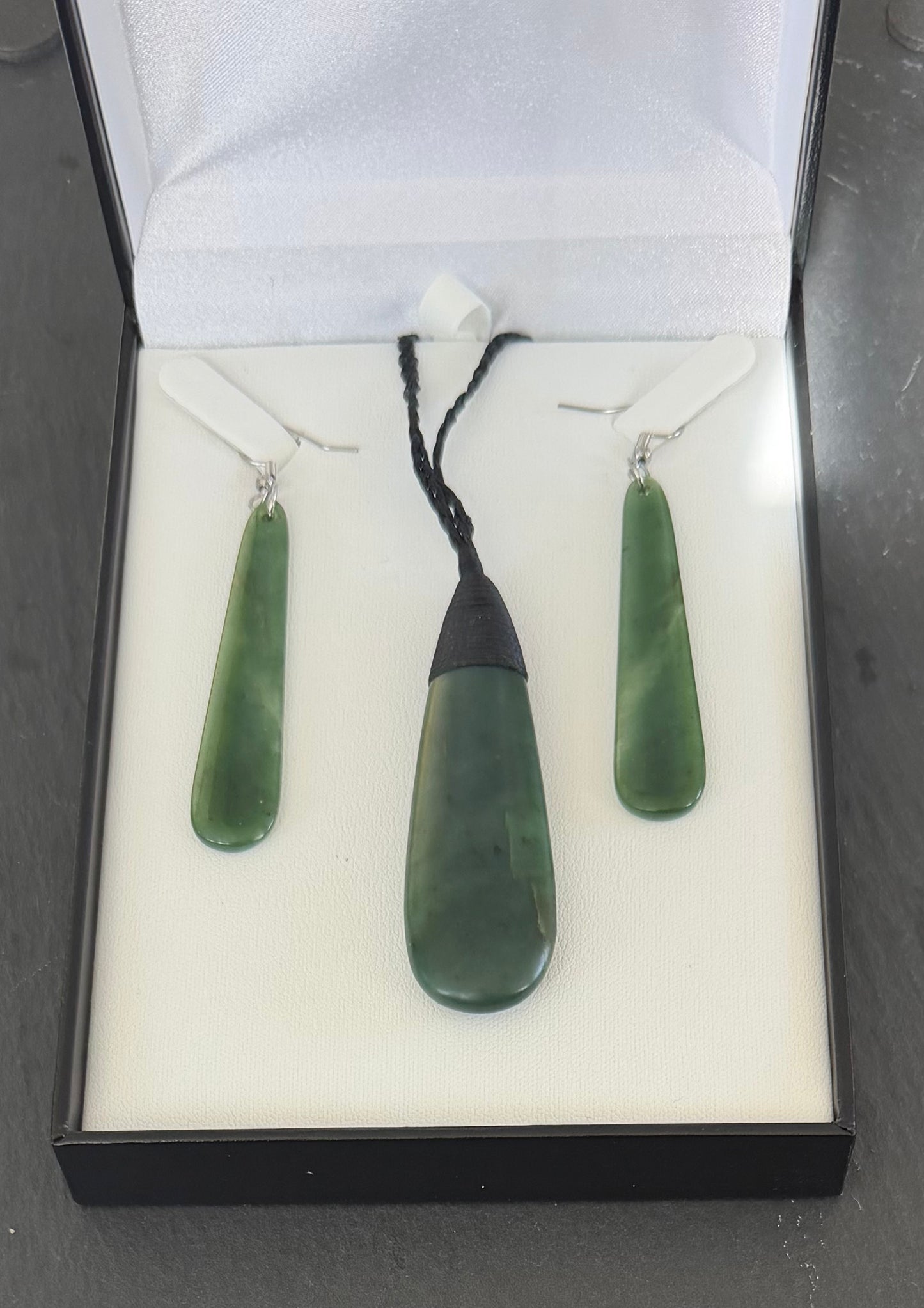 Toki Pounamu Set