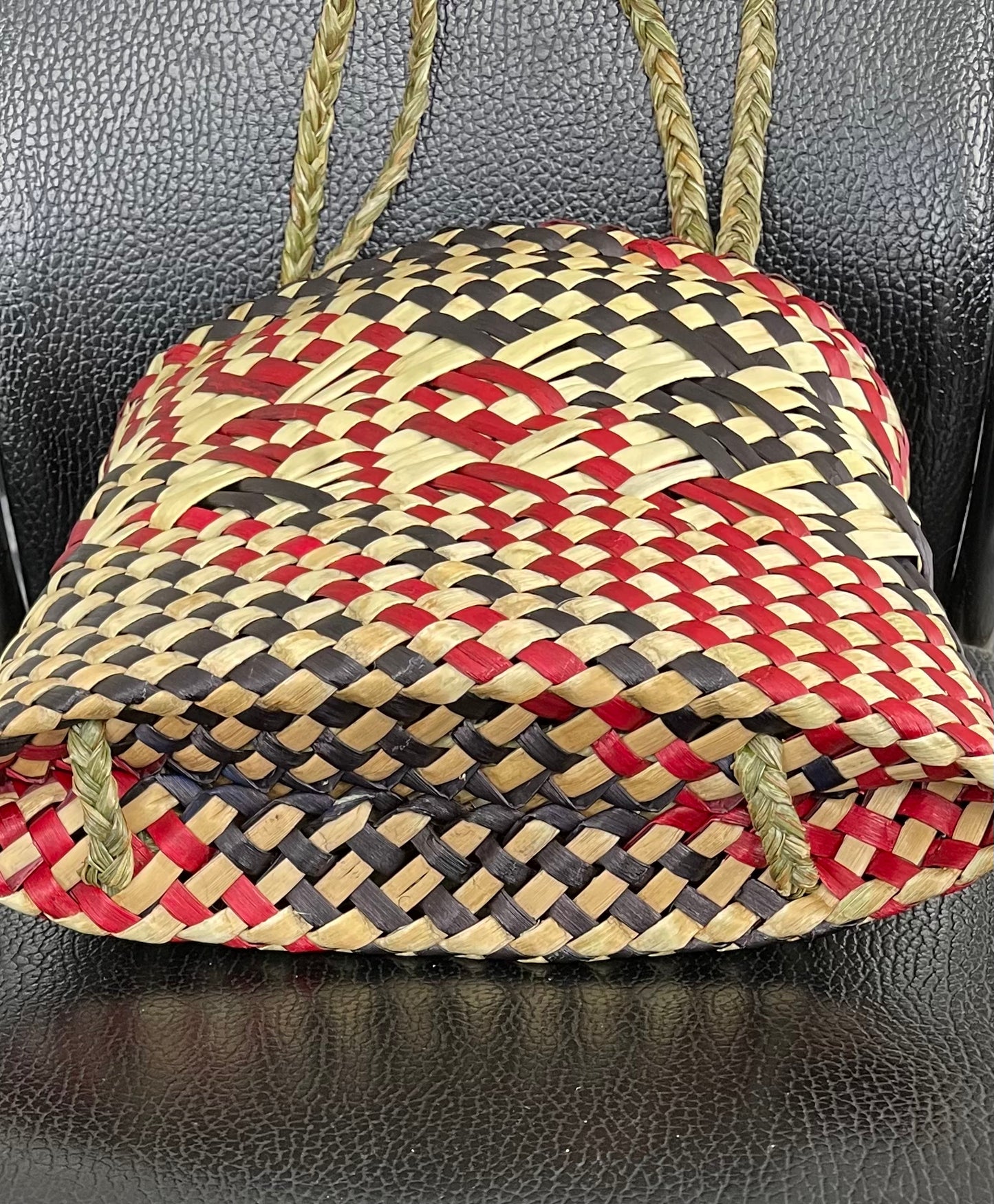 Flax Kete - Red Black and Natural