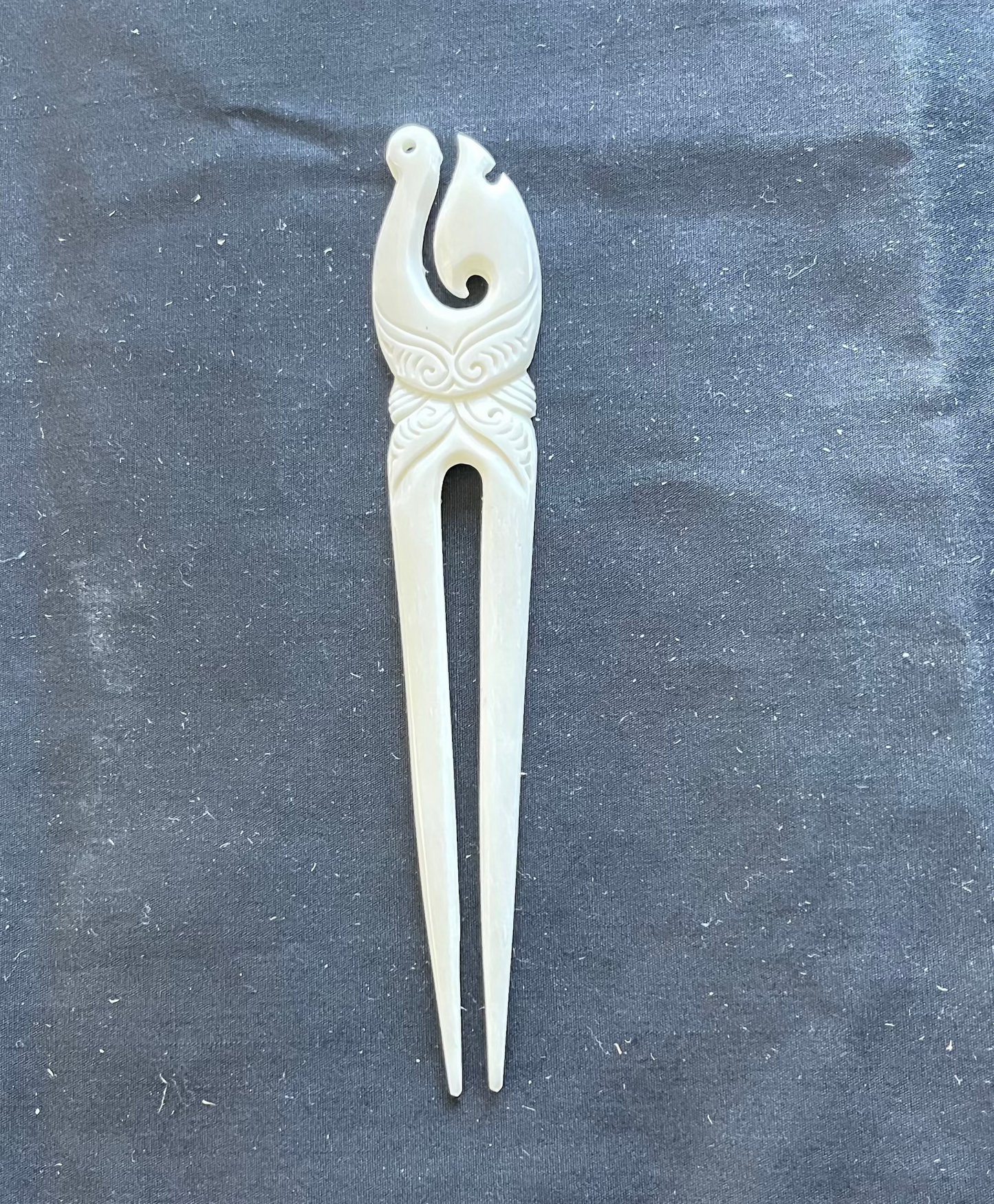 Bone Heru Manaia Double Prong