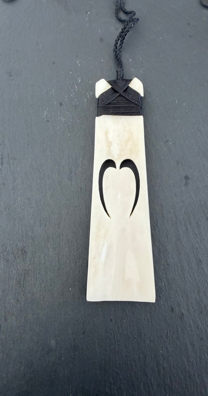 SECONDS Beef Bone Carved Toki. Check out the pictures before you buy as they are marked no 10