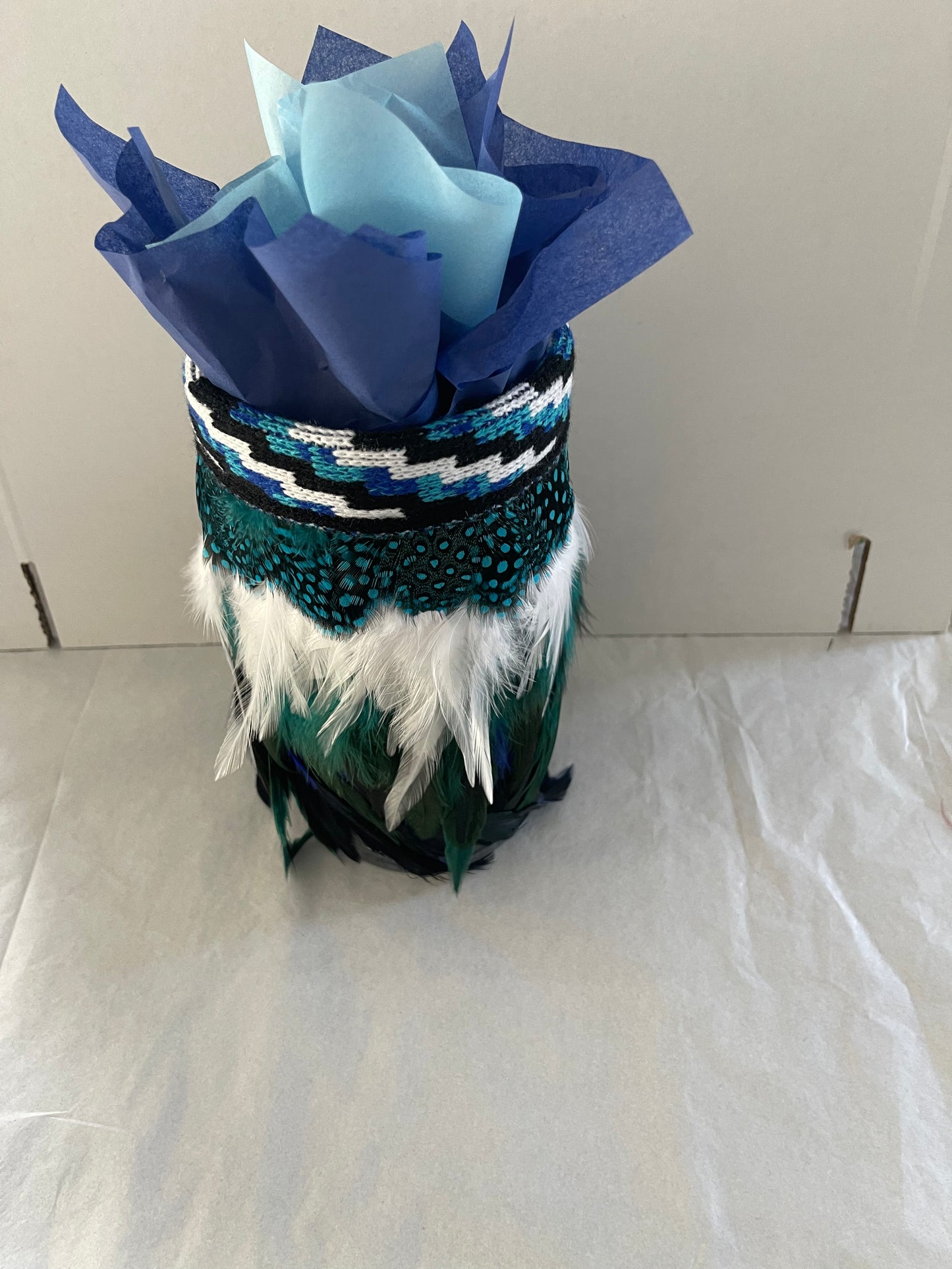 Kakahu - Korowai Paua On a Stand