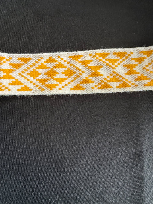 White and gold Pātiki - Taniko Band 2 in