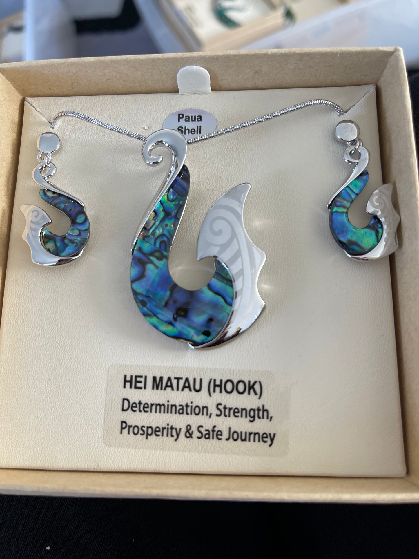 Paua Manaia Necklace and Earrings