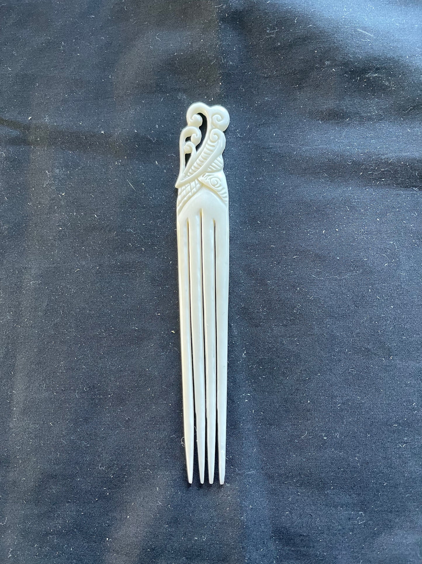 Bone Heru Koru Comb 4 Prong Small