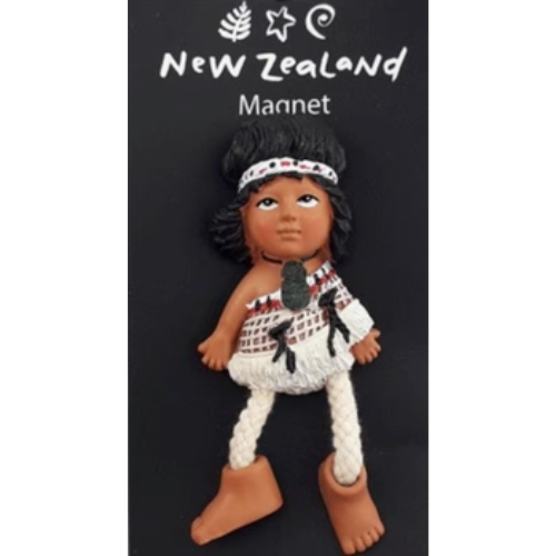 Maori girl Magnet with Moving Legs