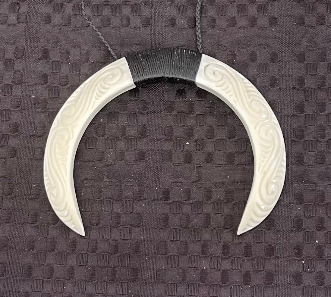 Wild Boar Tusk Necklace - Boar Tusk Necklace