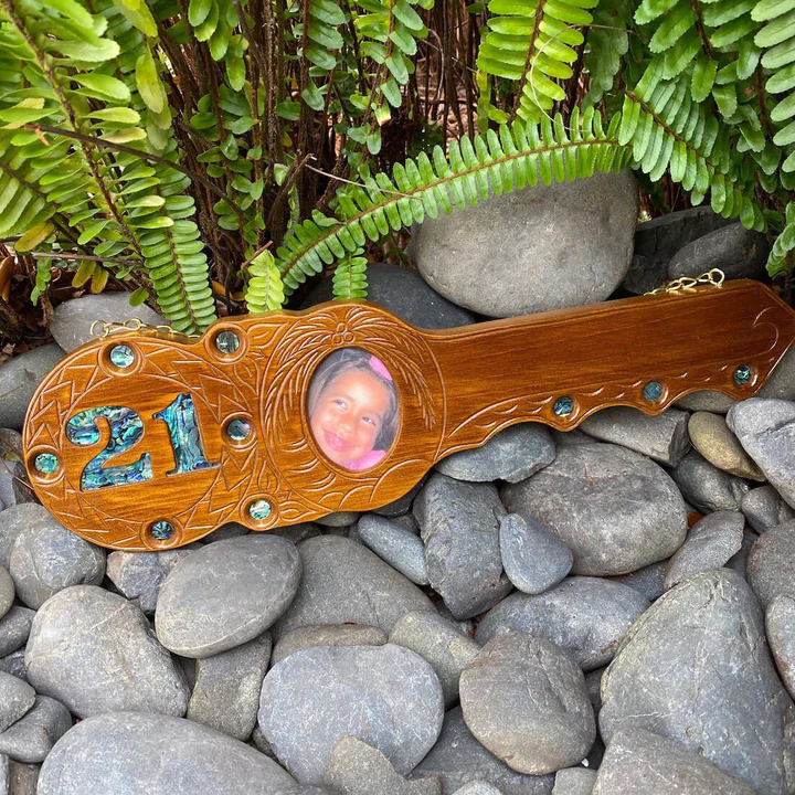 21 Key Examples Pacific Design Key - 21st Keys - Wooden 21st Birthday Keys – An Eye 4 Art