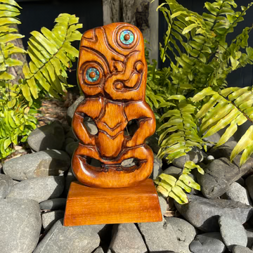 Tiki - Maori Wood Carving