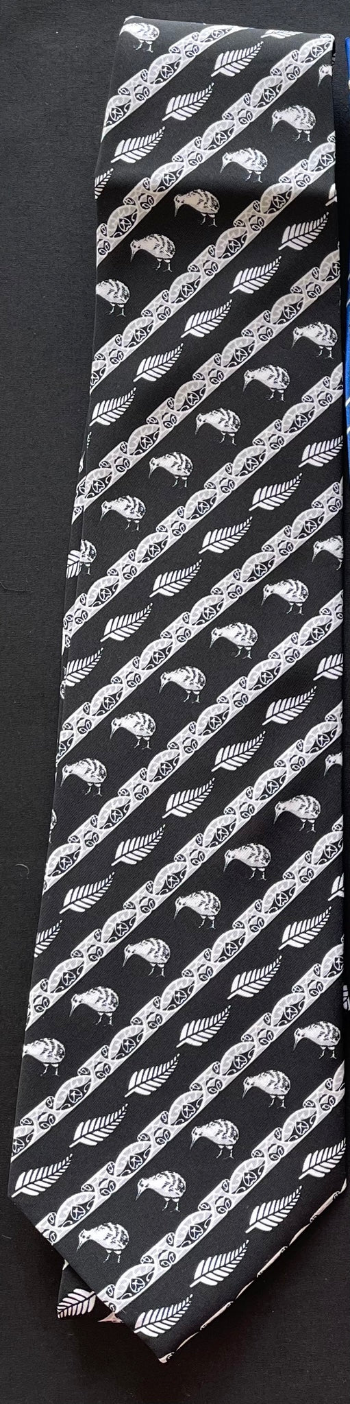 Men's Tie - Silver Fern Maori Design