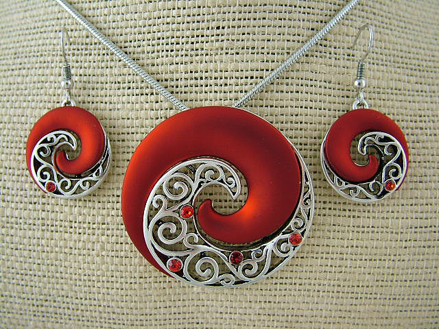 Red koru ox-silver necklace set