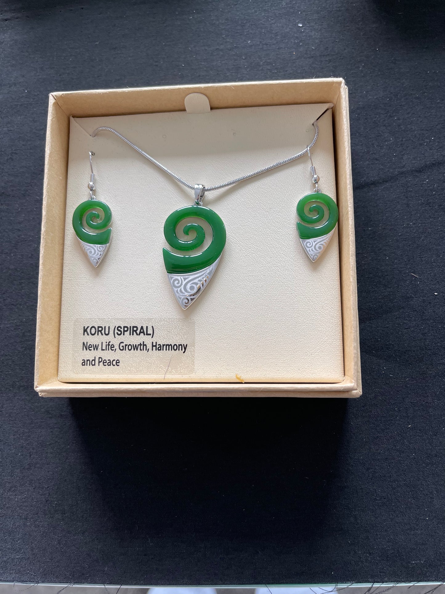 Circle Paua & Jade Necklace and Earrings
